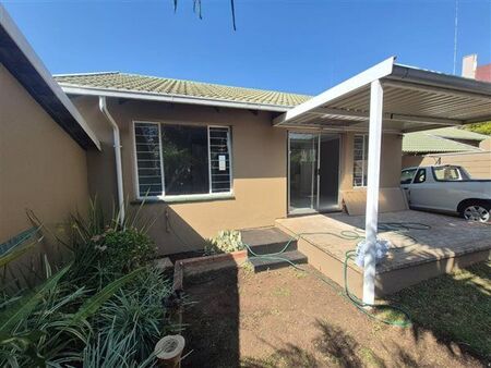 2 Bedroom House in Sundowner
