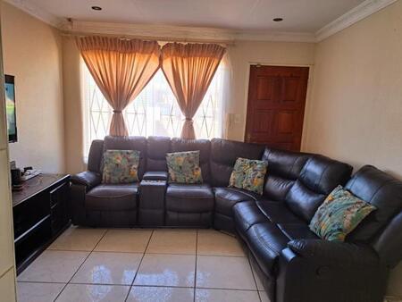 3 Bedroom Townhouse in Ormonde