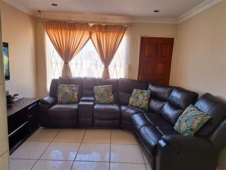 3 Bedroom Townhouse in Ormonde