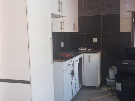 1 Bedroom House in Zakariyya Park