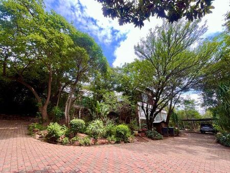 4 Bedroom House in Alan Manor