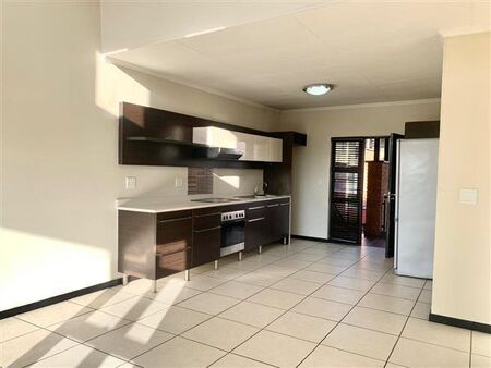 2 Bedroom Apartment in Douglasdale