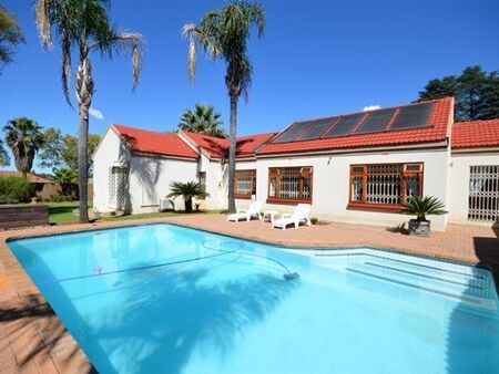 4 Bedroom House in Three Rivers