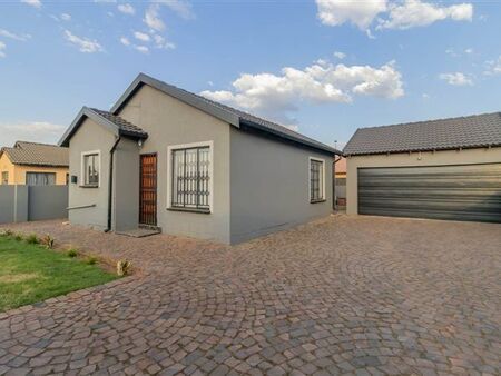 2 Bedroom House in Payneville