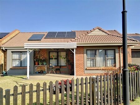 2 Bedroom House in Pomona