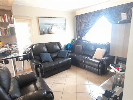 2 Bedroom House in Crystal Park