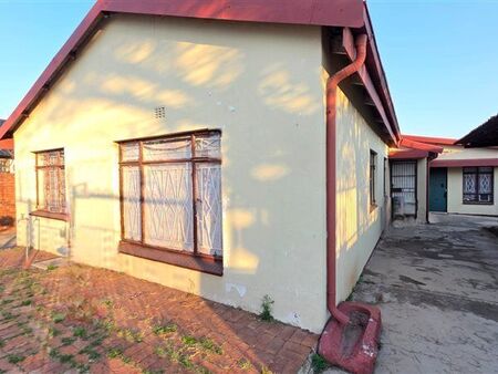 3 Bedroom House in Laudium