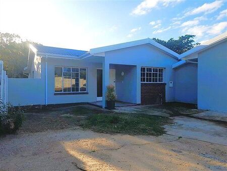 3 Bedroom House in Charlo