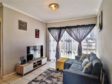 2 Bedroom Townhouse in Walmer Heights