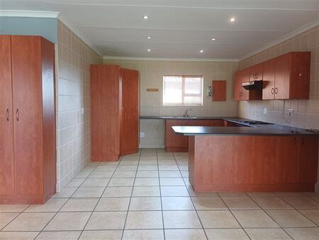 2 Bedroom Apartment in Wavecrest