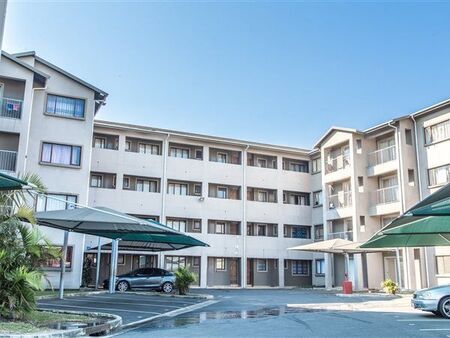 2 Bedroom Apartment in Arboretum