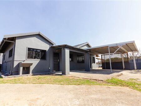 3 Bedroom House in Malvern