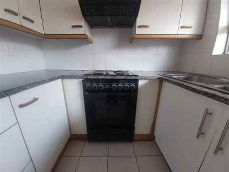 2 Bedroom Apartment in Amanzimtoti