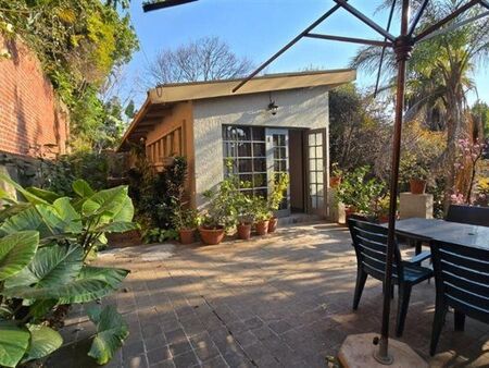 2 Bedroom House in Waterkloof Ridge