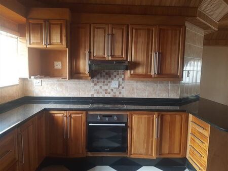 3 Bedroom Apartment in Montana