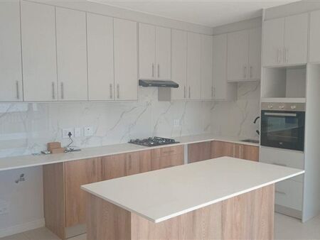 2 Bedroom Apartment in Sandown