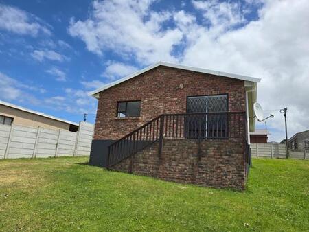 2 Bedroom House in Pacaltsdorp