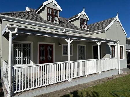 4 Bedroom House in Heather Park