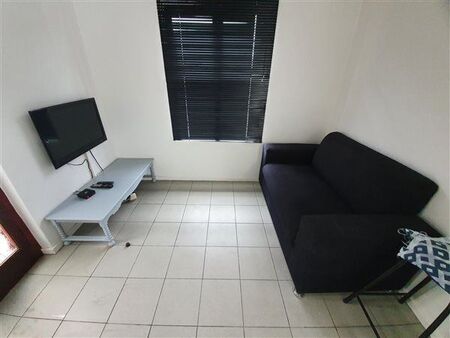 1 Bedroom Apartment in Walmer Estate