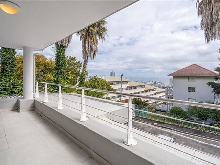 3 Bedroom Apartment in Sea Point