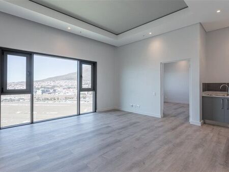 1 Bedroom Apartment in Foreshore