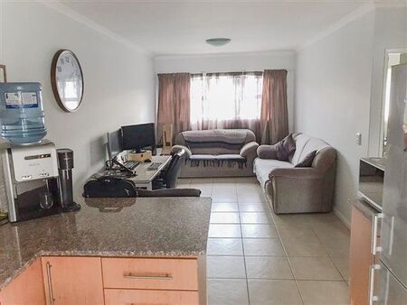 2 Bedroom Apartment in Cloetesville