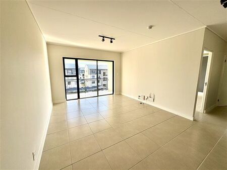 1 Bedroom Apartment in Somerset West Central