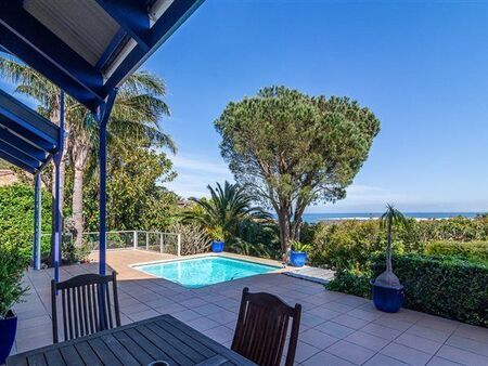 3 Bedroom House in Mountainside