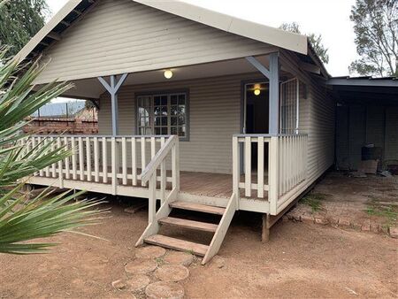 1 Bedroom Apartment in Postmasburg