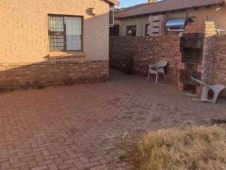 2 Bedroom House in Kathu