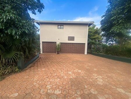 3 Bedroom House in Trafalgar