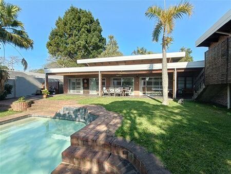 4 Bedroom House in Meerensee
