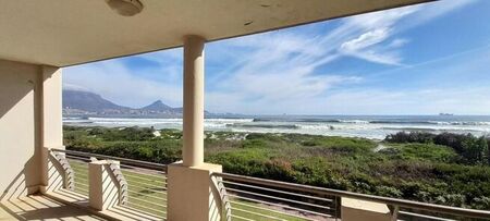 2 Bedroom apartment to rent in Lagoon Beach, Milnerton