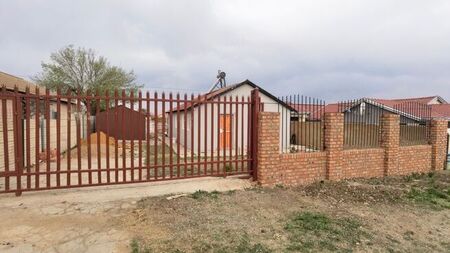 3 Bedroom house to rent in Lotus Gardens, Pretoria