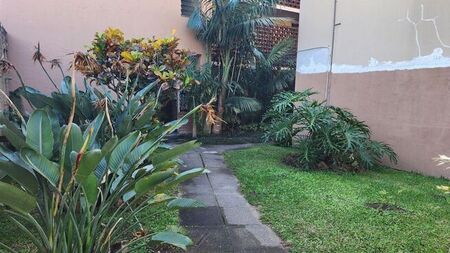 2 Bedroom flat to rent in Pinetown Central