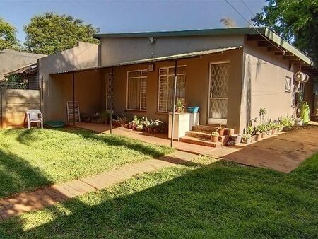 2 Bedroom Apartment in Meyerspark
