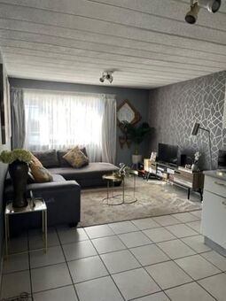 2 Bedroom Apartment in Groenkloof