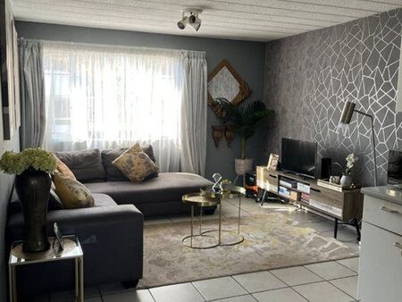 2 Bedroom Apartment in Groenkloof