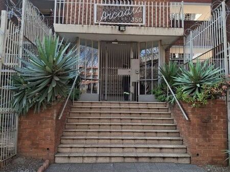 2 Bedroom Apartment in Arcadia