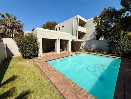 1 Bedroom Apartment in Edenburg