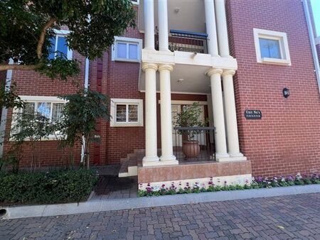 2 Bedroom Apartment in Melrose
