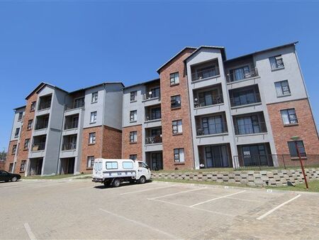 2 Bedroom Apartment in Cosmo City