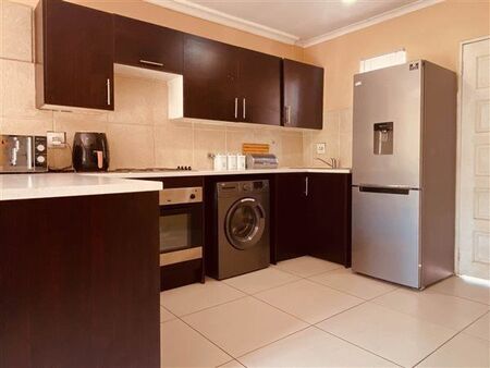 2 Bedroom Apartment in Douglasdale