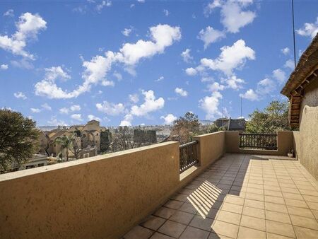 2 Bedroom Apartment in Sunninghill