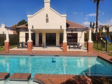 1 Bedroom Apartment in Fourways