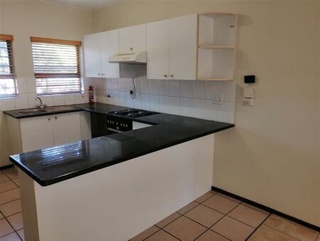 2 Bedroom Apartment in Sunninghill