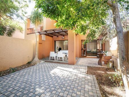2 Bedroom Apartment in Douglasdale