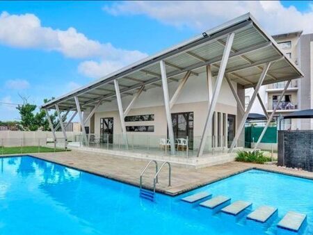 2 Bedroom Apartment in Fourways