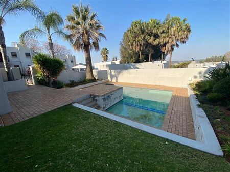 1 Bedroom Apartment in Paulshof
