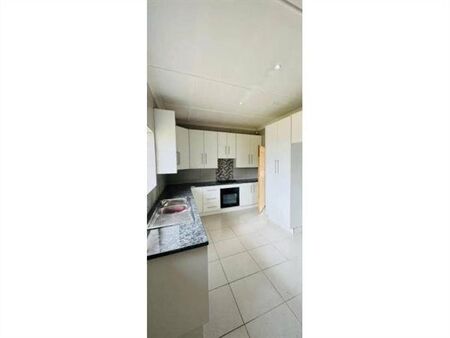 3 Bedroom House in Florentia